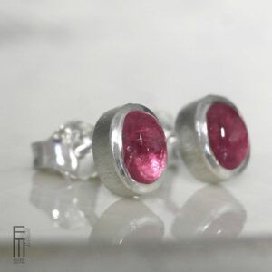 kleine rosa Turmalin Ohrstecker Silber