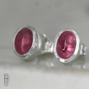 kleine rosa Turmalin Ohrstecker Silber