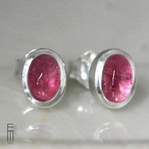 kleine rosa Turmalin Ohrstecker Silber