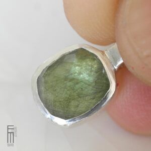 Ludwigit Peridot Anhänger Silber