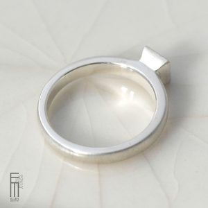 rosa Granat Ring aus Silber