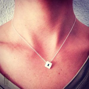 blauer Turmalin Anhänger aus Silber