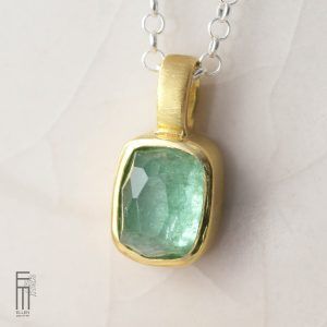 mintgrüner Turmalin Anhänger Gold