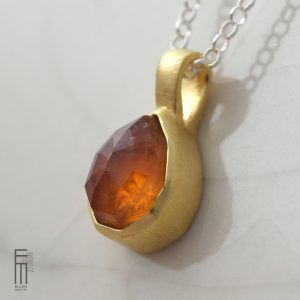 Mandarin Granat Anhänger Gold
