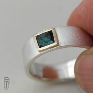 Ring Männer blauen Turmalin Gold