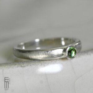 Tsavorit Ring - Ring aus Silber mit grünen Granat