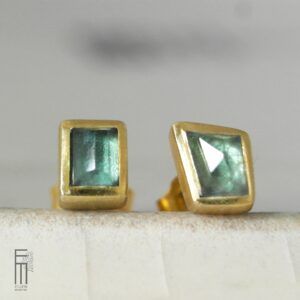 mintgrüne Turmalin Ohrstecker Gold
