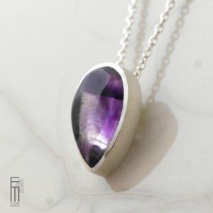 handgefertigter Anhänger mit Trapiche Amethyst