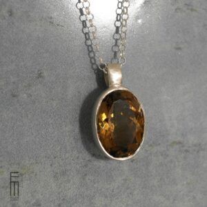 Anhänger aus Silber mit braunen Citrin