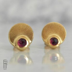 Rhodolith Ohrstecker Gold