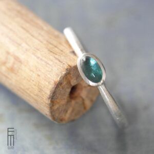 türkis-blauer Turmalin Ring aus Silber