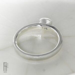 dreieckiger Aquamarin Ring Silber