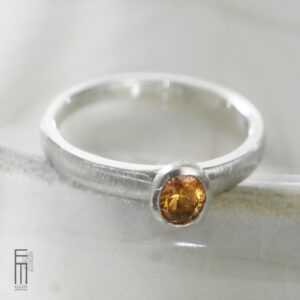 Mandarin-Granat Ring aus Silber