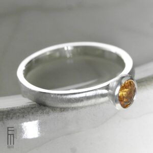 Mandarin-Granat Ring aus Silber