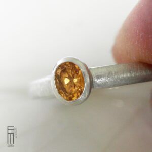 Mandarin-Granat Ring aus Silber