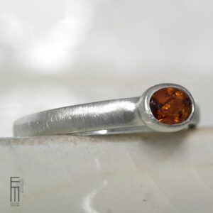 oranger Citrin Ring aus Silber