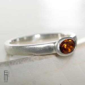 oranger Citrin Ring aus Silber