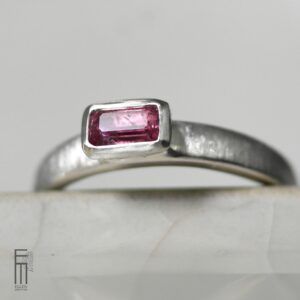 rosa Turmalin Ring aus Silber