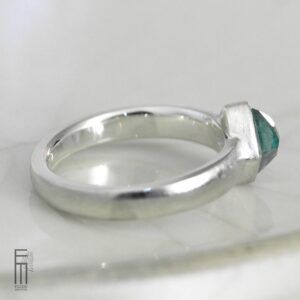 hellblauer Turmalin Ring aus Silber