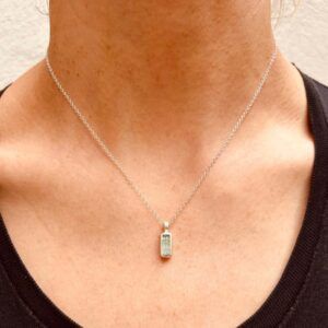 hellblauer Turmalin Anhänger Silber
