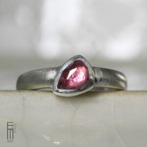 Himbeerrosa Turmalin Ring Silber