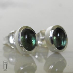 tannengrüne_turmalin_ohrstecker_silber