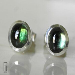 tannengrüne_turmalin_ohrstecker_silber