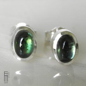 tannengrüne_turmalin_ohrstecker_silber